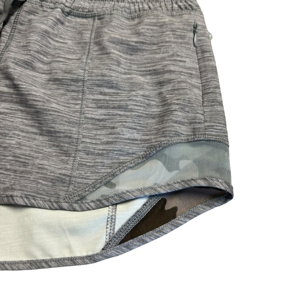 ZYIA | Gray Camo Mesh Hidden Zipper Shorts | Size XS - Picture 2 of 8